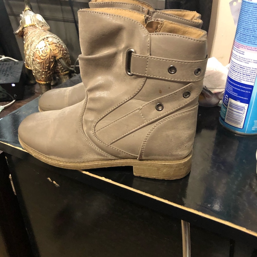 Girls ankle boots